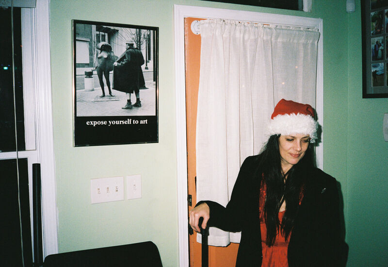 Lifestyle, photograph 4 of 32
