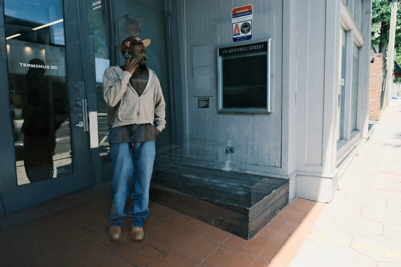 Slow Mornings at Terminus Hub, photograph 9 of 31